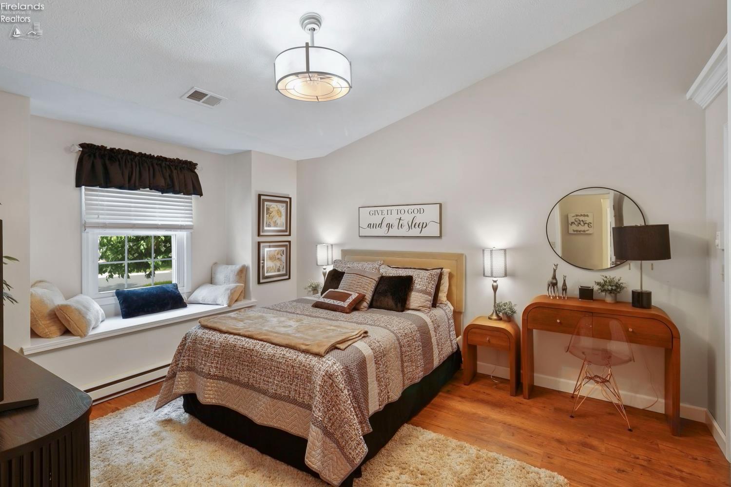 2212 Westwind Drive