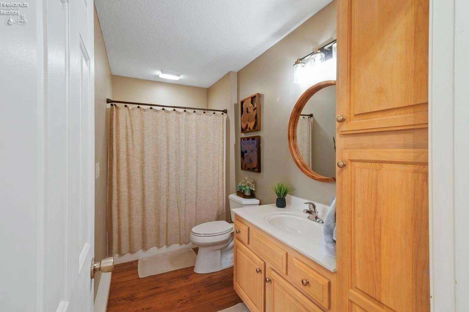 2212 Westwind Drive