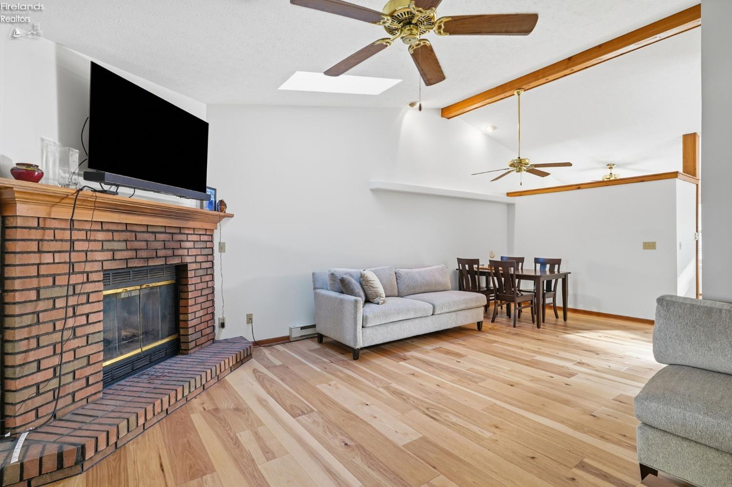 377 Lighthouse