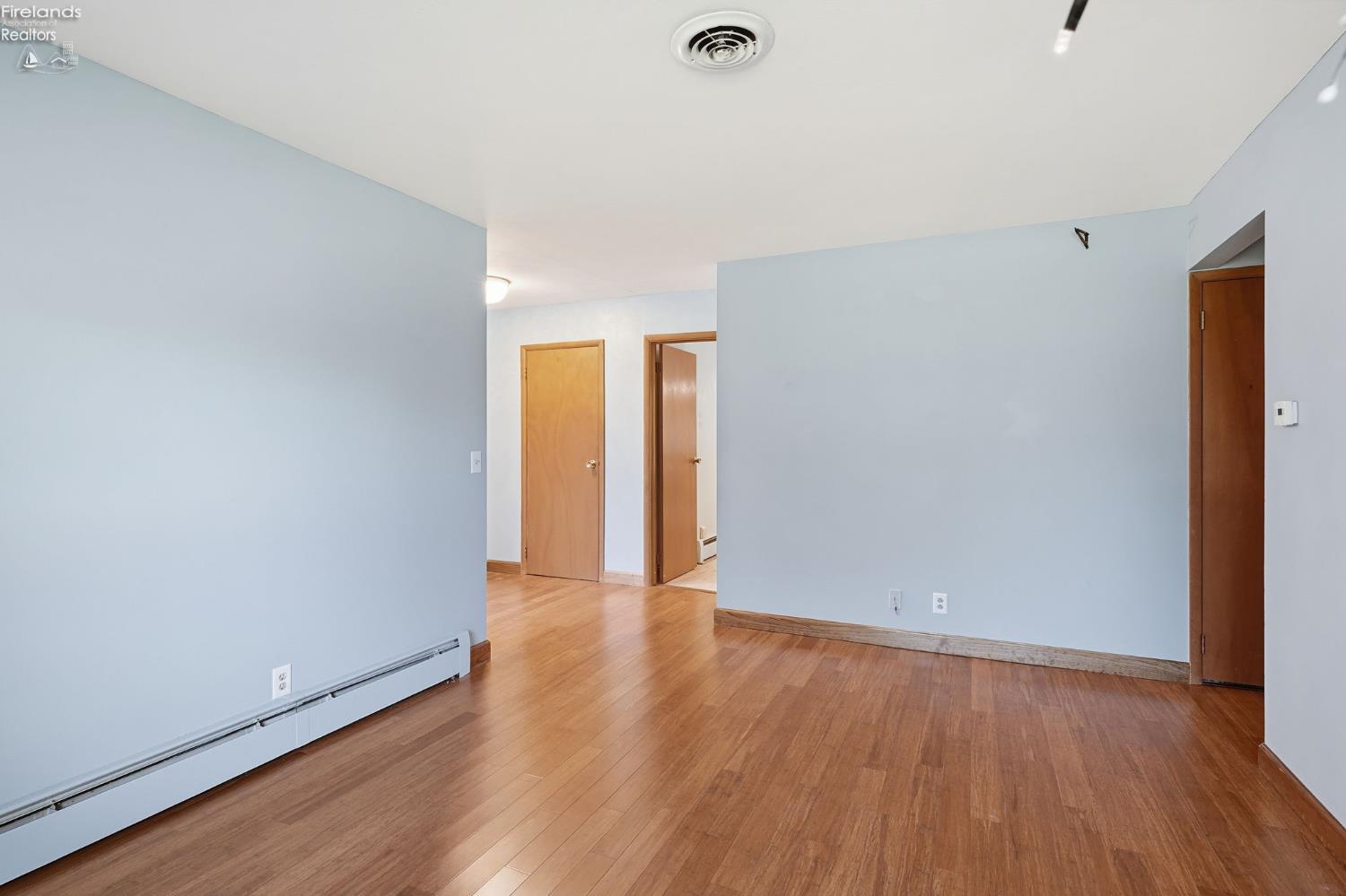 111 E 10th Street