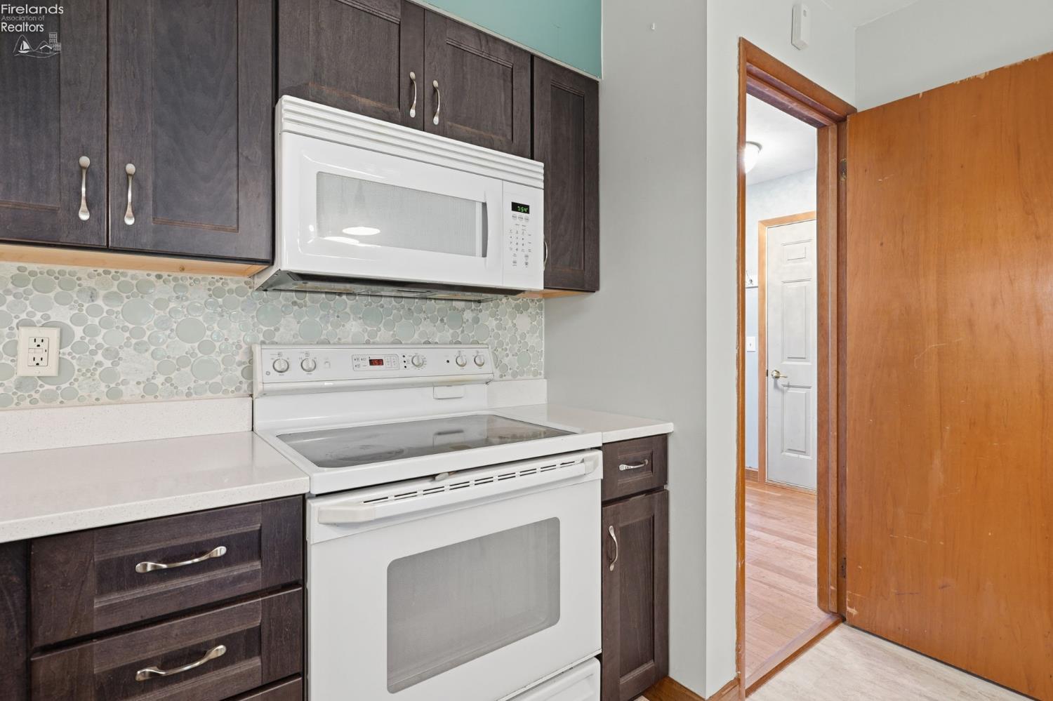 111 E 10th Street