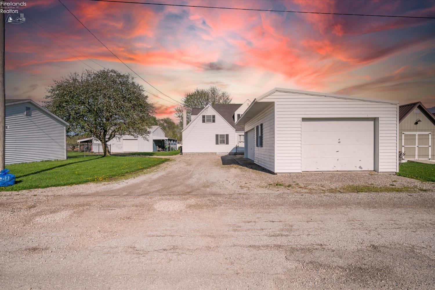 91 S Nancy Drive