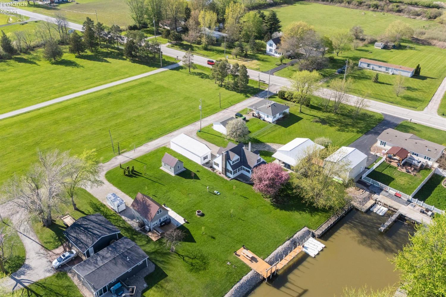 91 S Nancy Drive