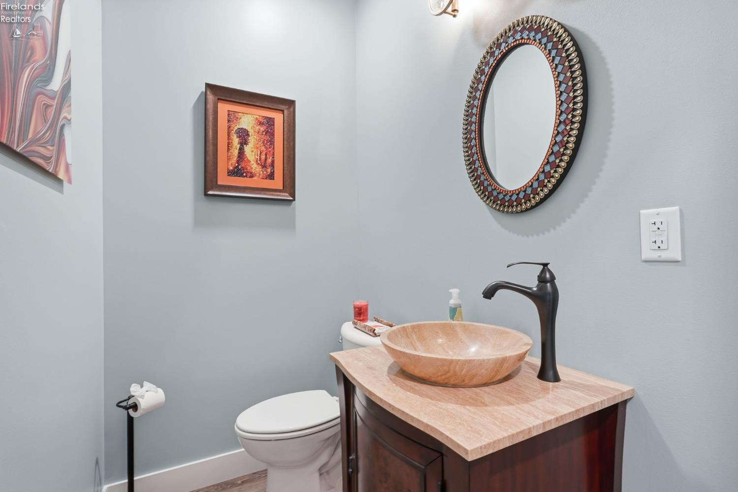 5384 Pintail Dr.