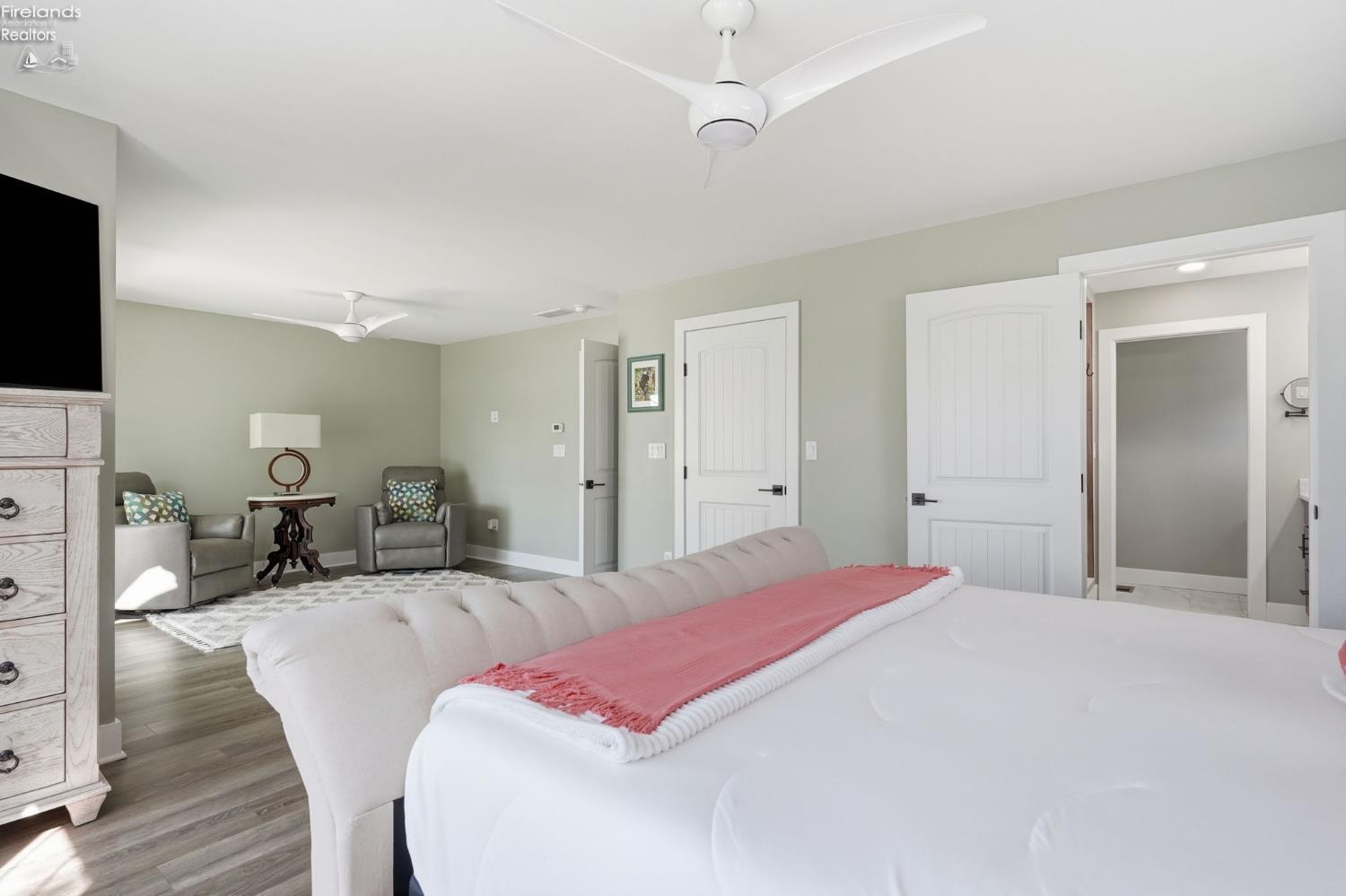 5384 Pintail Dr.