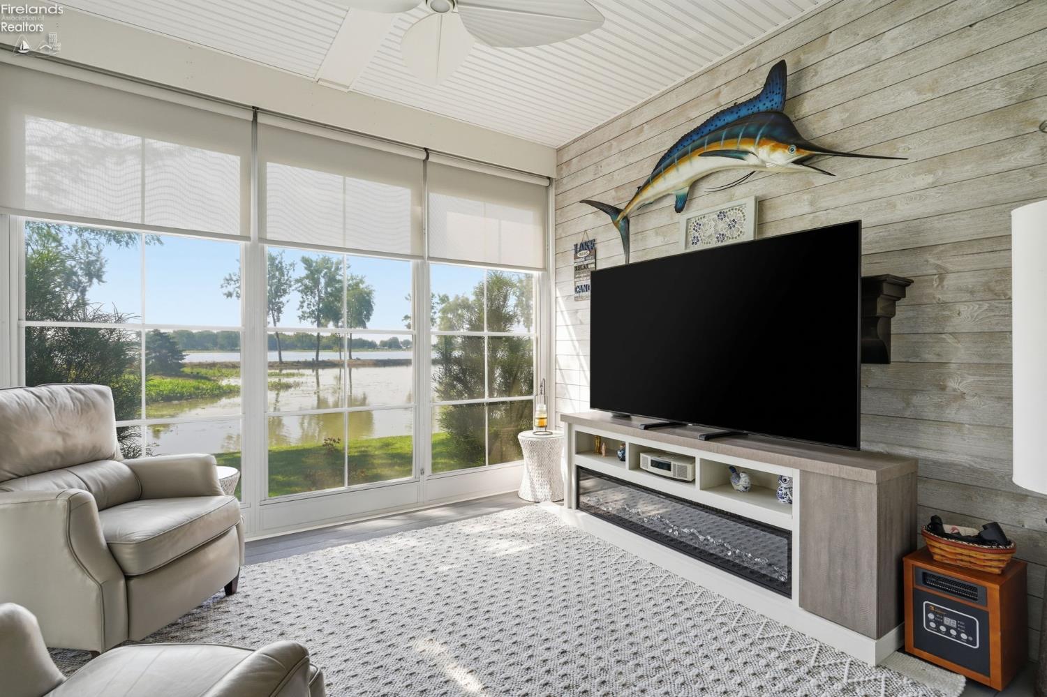 5384 Pintail Dr.