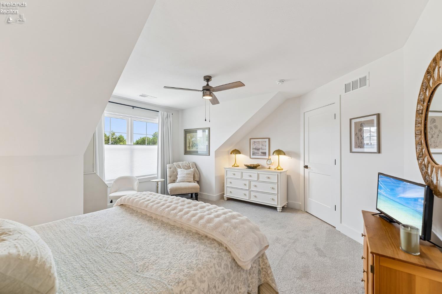 5019 E Blue Teal Drive