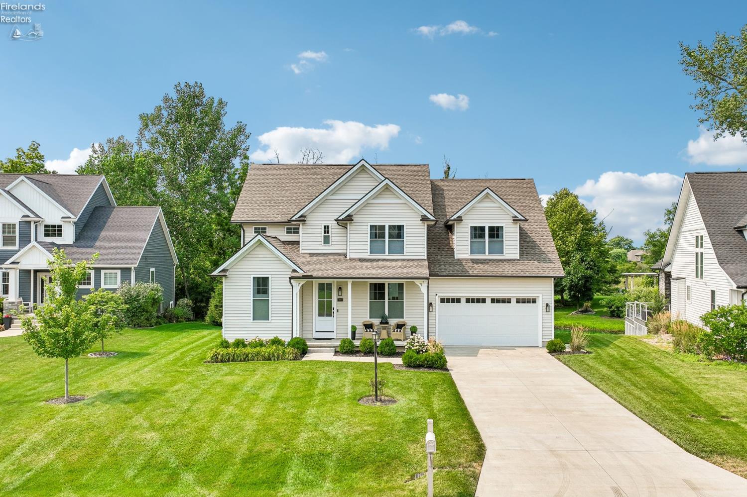 5019 E Blue Teal Drive