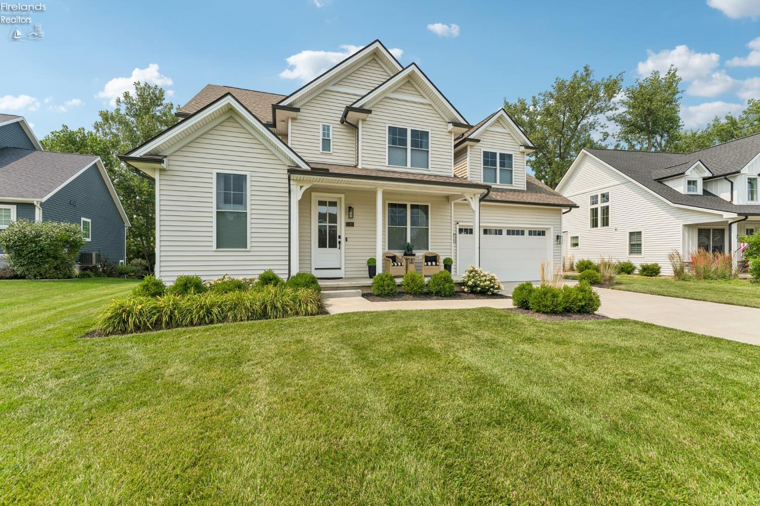 5019 E Blue Teal Drive