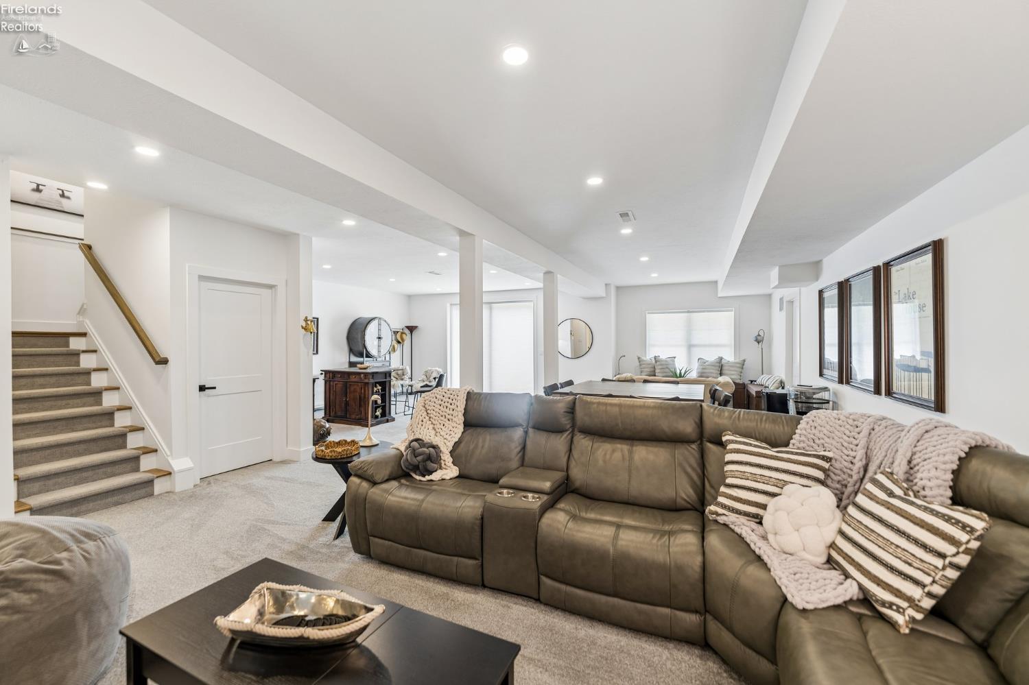5019 E Blue Teal Drive
