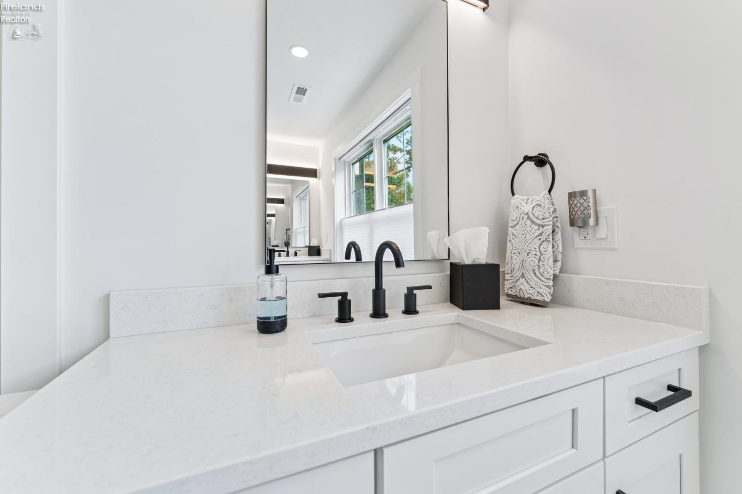 5019 E Blue Teal Drive