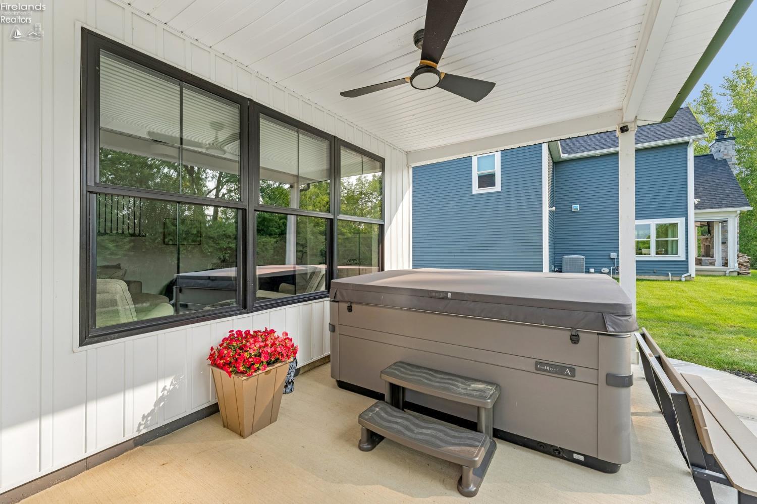 2238 S Harbor Bay Drive