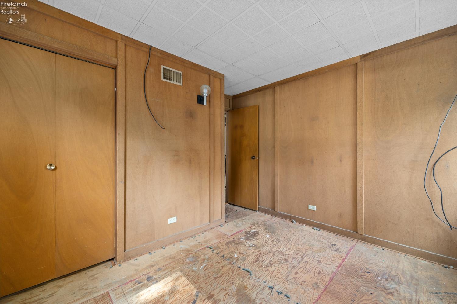 41180 Butternut Ridge Rd.