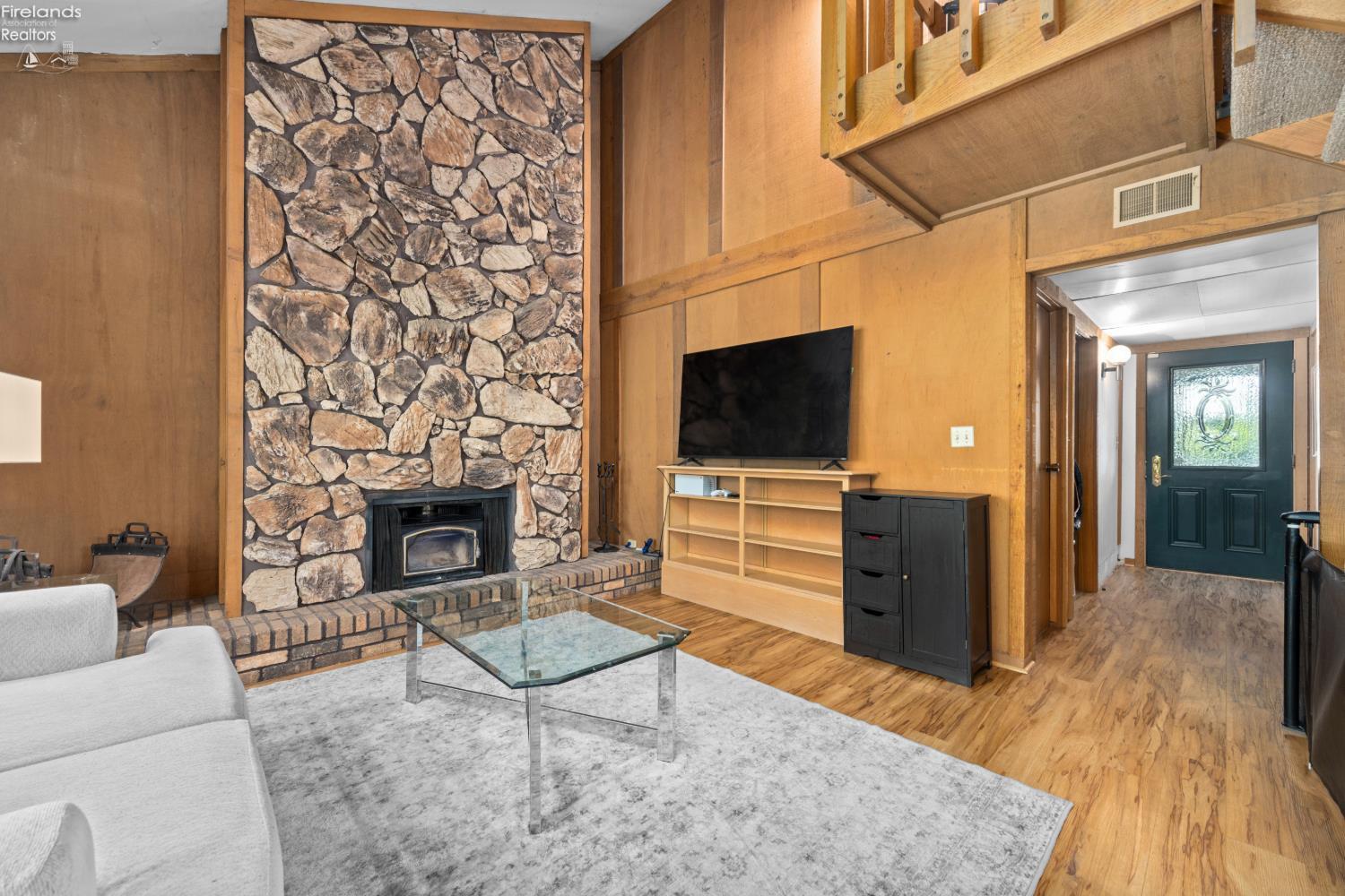 41180 Butternut Ridge Rd.