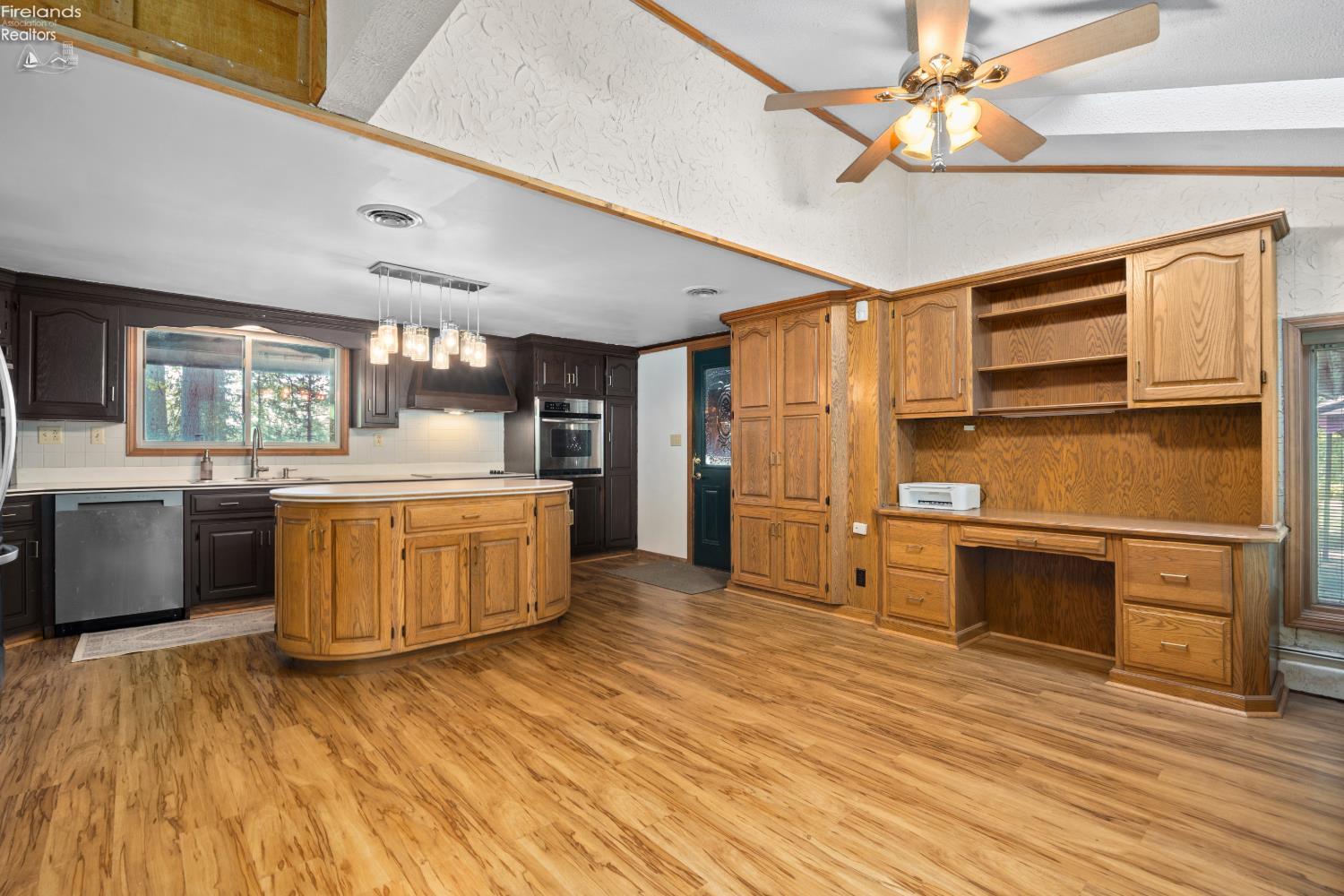 41180 Butternut Ridge Rd.