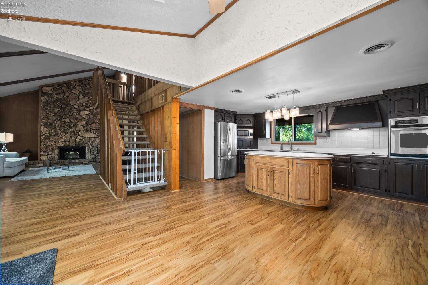 41180 Butternut Ridge Rd.