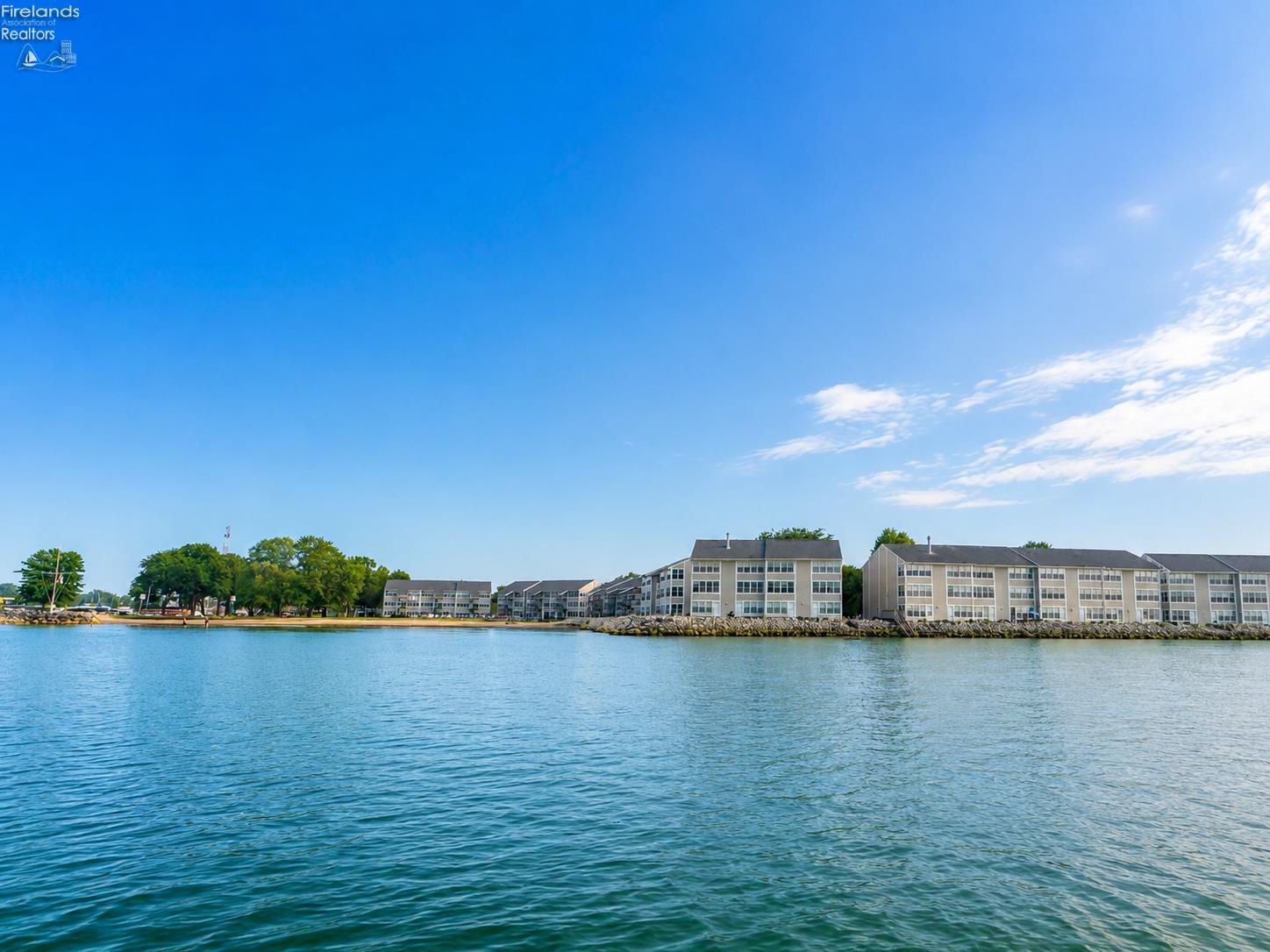 238 W Lakeshore Drive # 238D