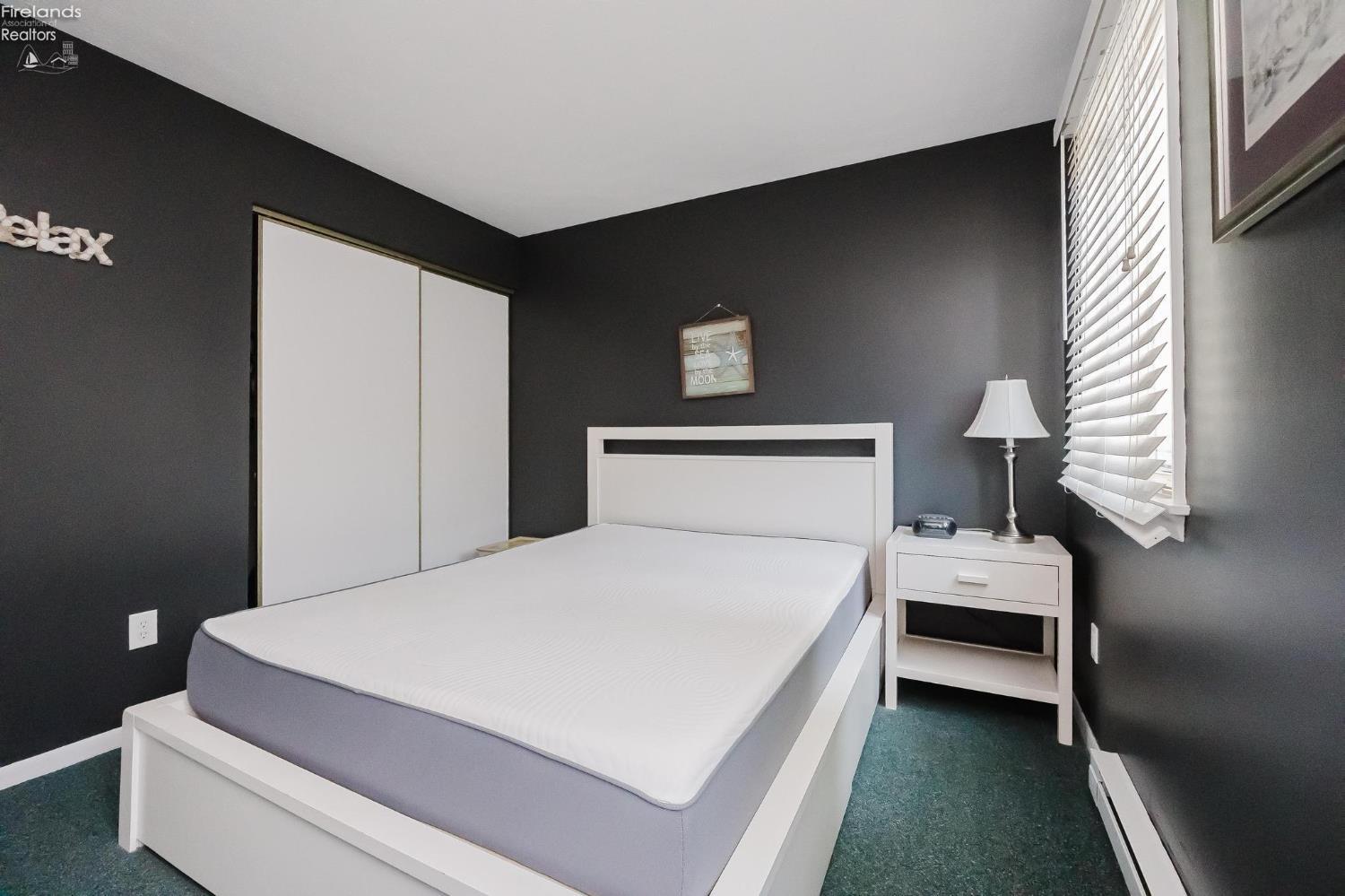 238 W Lakeshore Drive # 238D