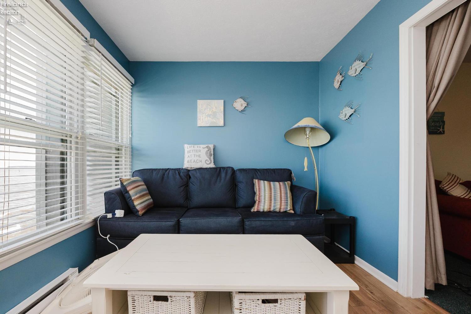 238 W Lakeshore Drive # 238D
