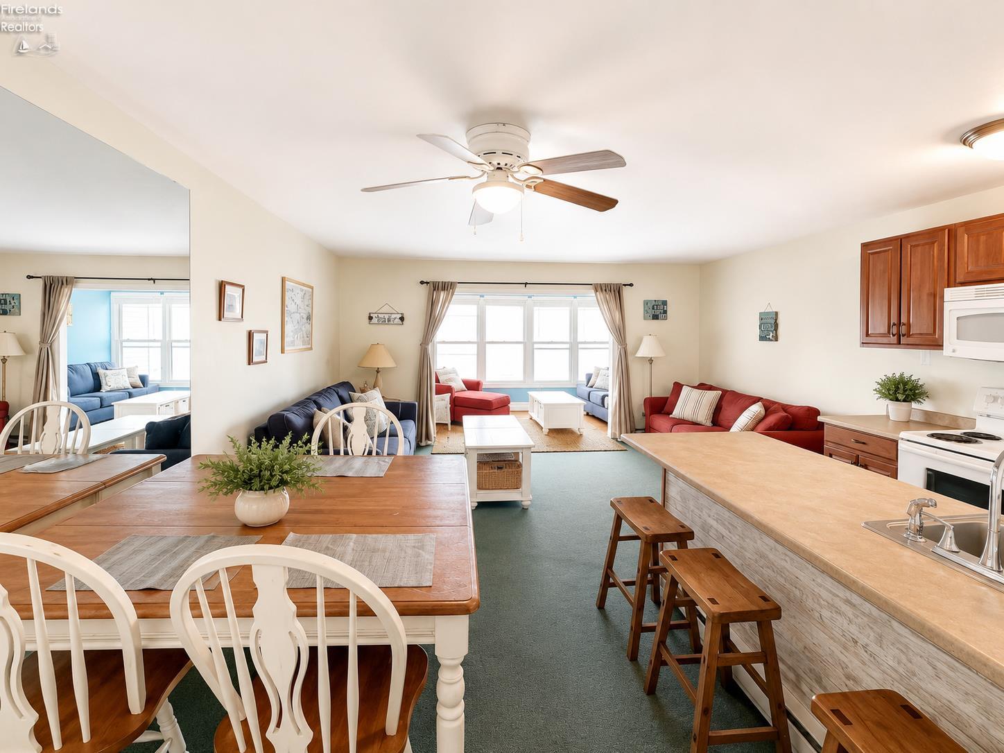 238 W Lakeshore Drive # 238D