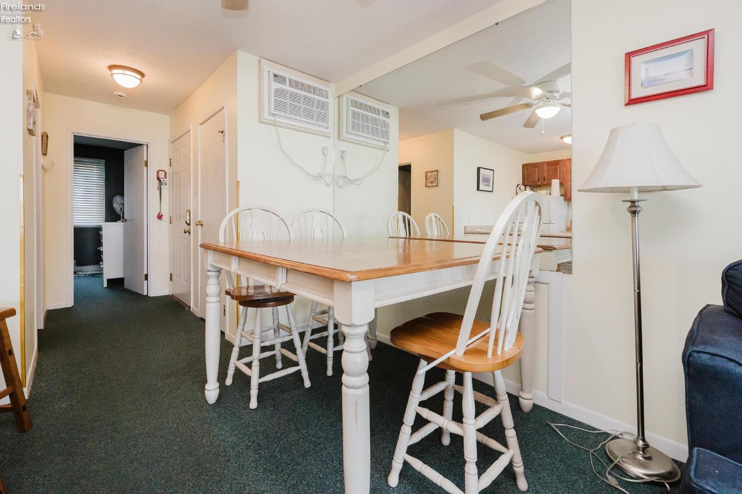 238 W Lakeshore Drive # 238D