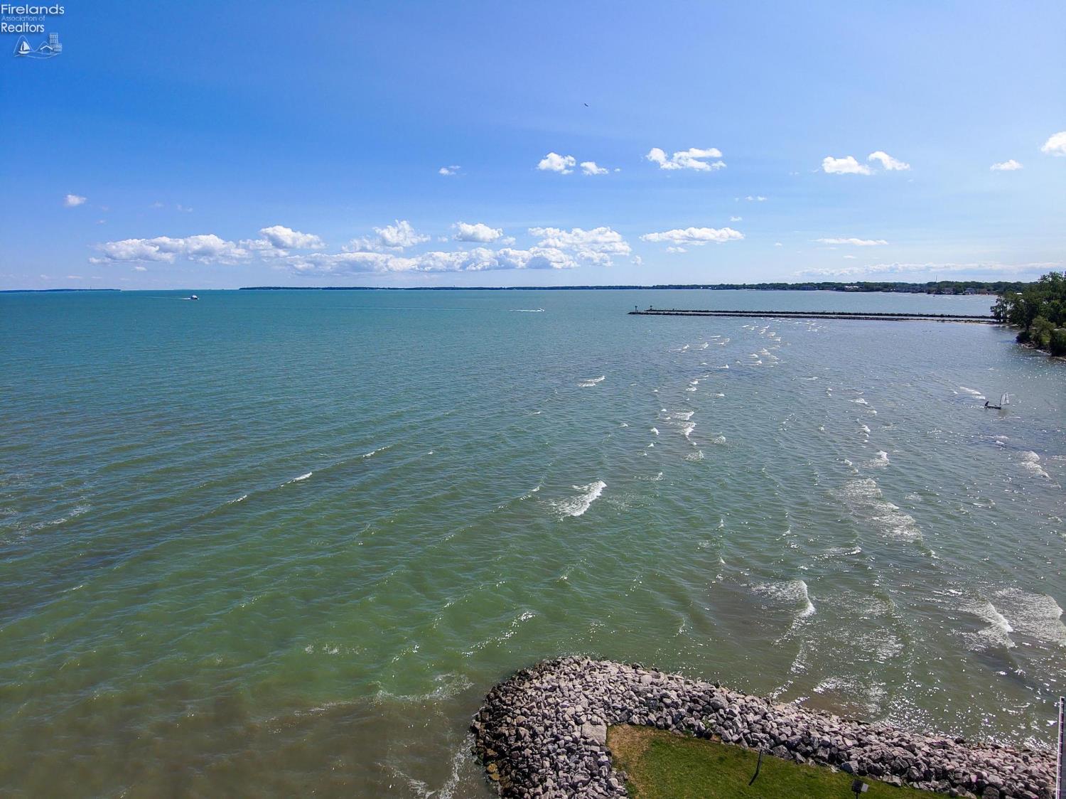 238 W Lakeshore Drive # 238D