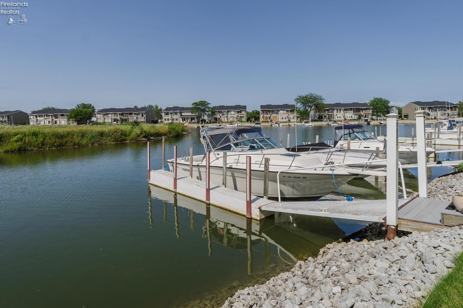 8895 W Canada Goose Court