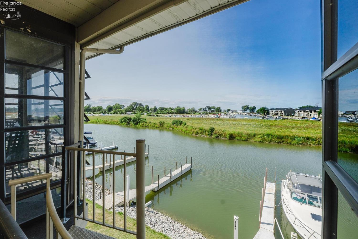 8895 W Canada Goose Court
