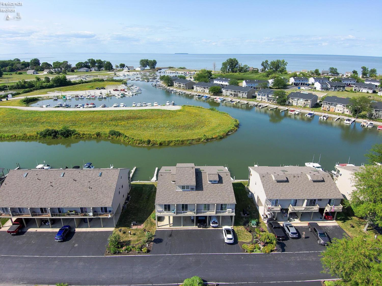 8895 W Canada Goose Court