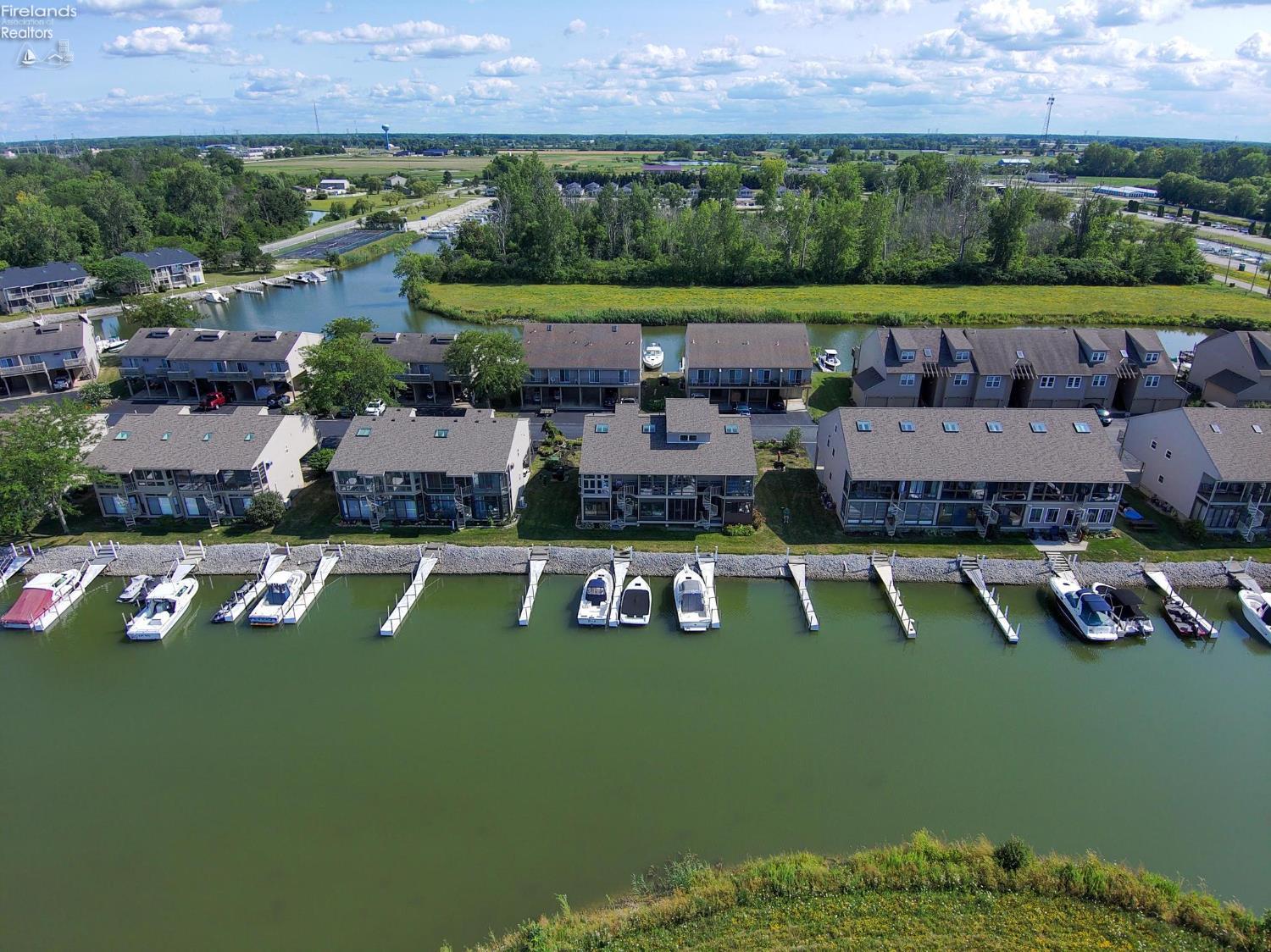 8895 W Canada Goose Court
