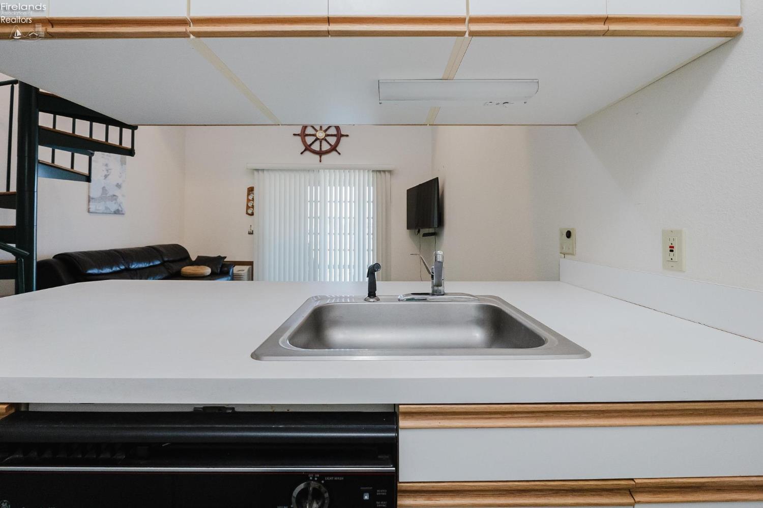 8895 W Canada Goose Court