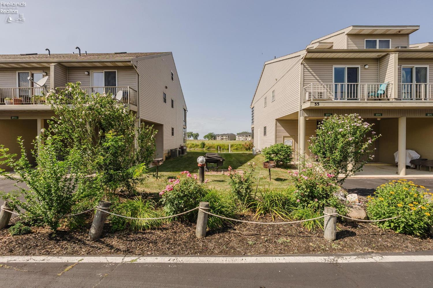 8895 W Canada Goose Court