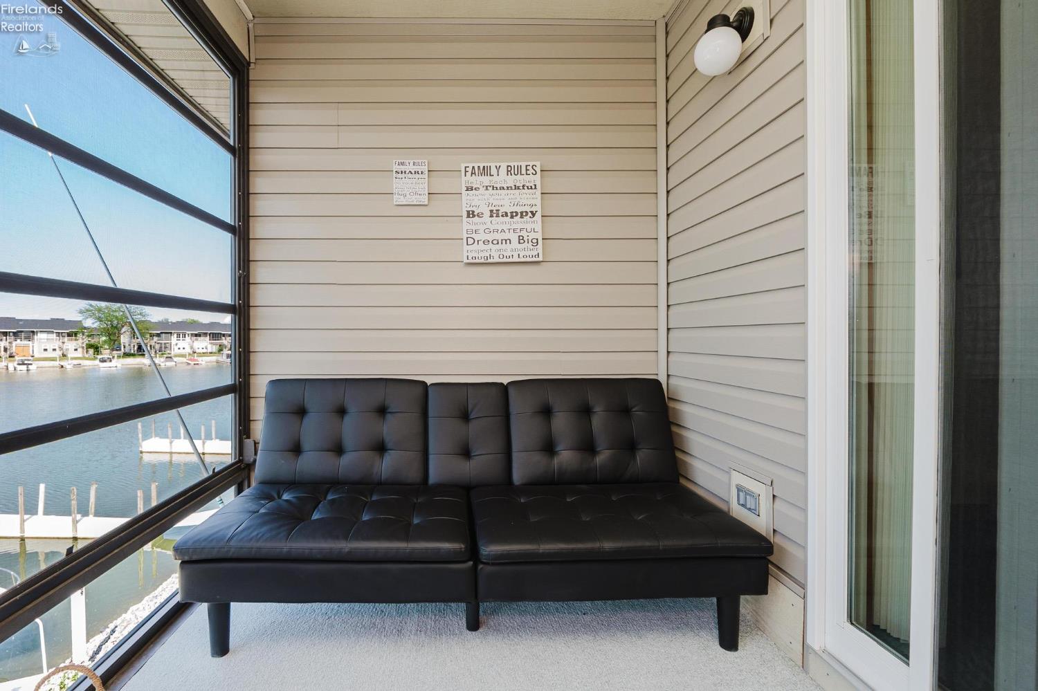 8895 W Canada Goose Court