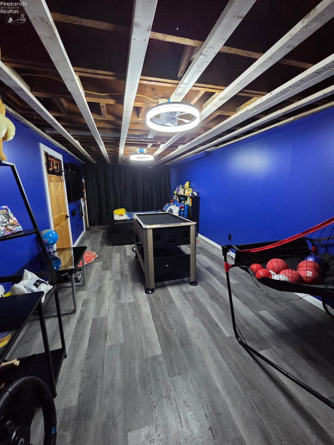 3050 Mckinley Street