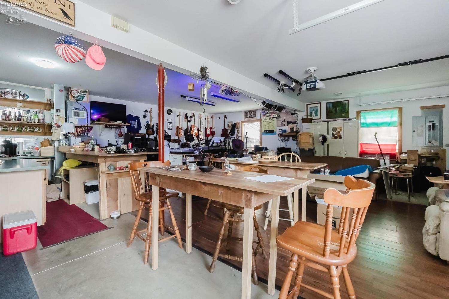 2137 S St Rt 53