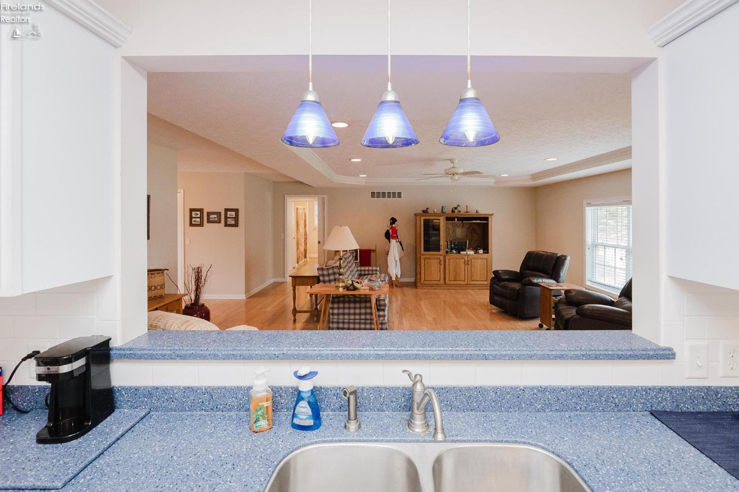 2137 S St Rt 53