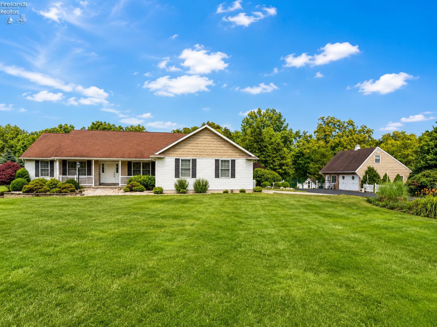 2137 S St Rt 53