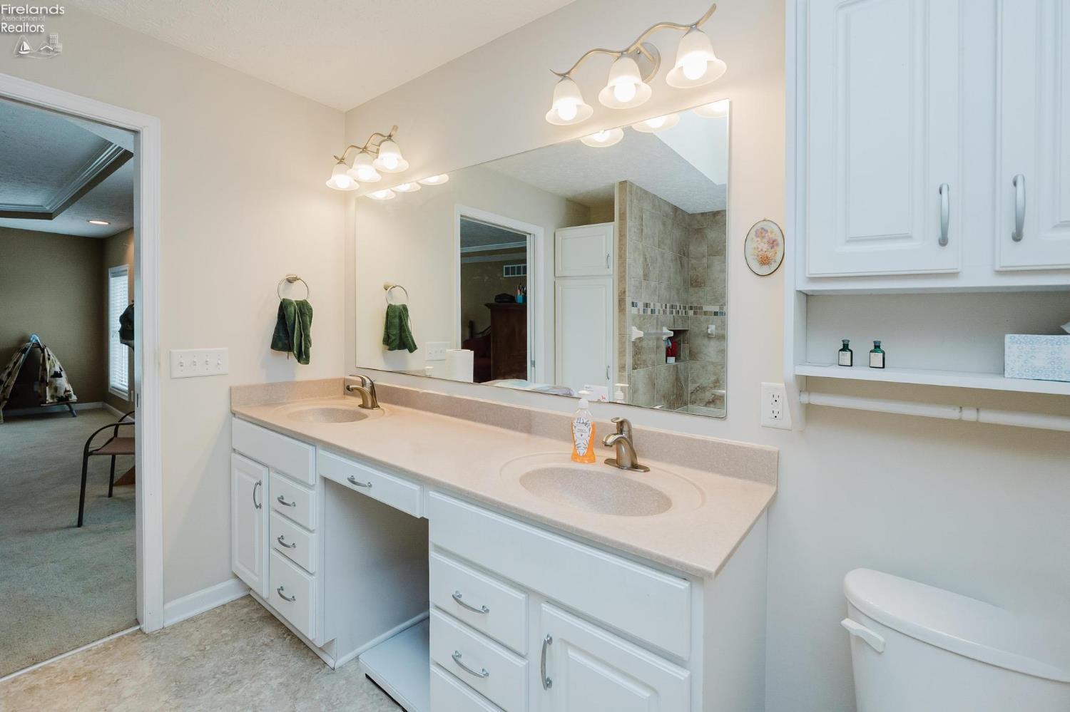 2137 S St Rt 53