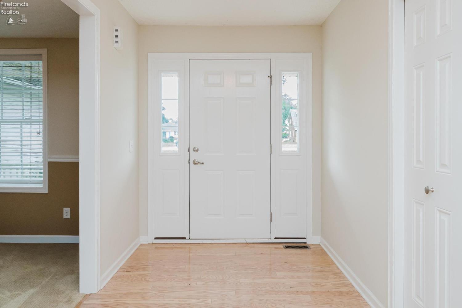 2137 S St Rt 53