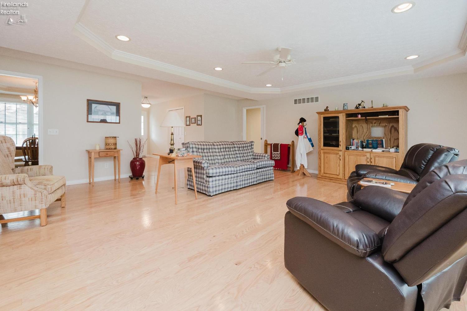 2137 S St Rt 53