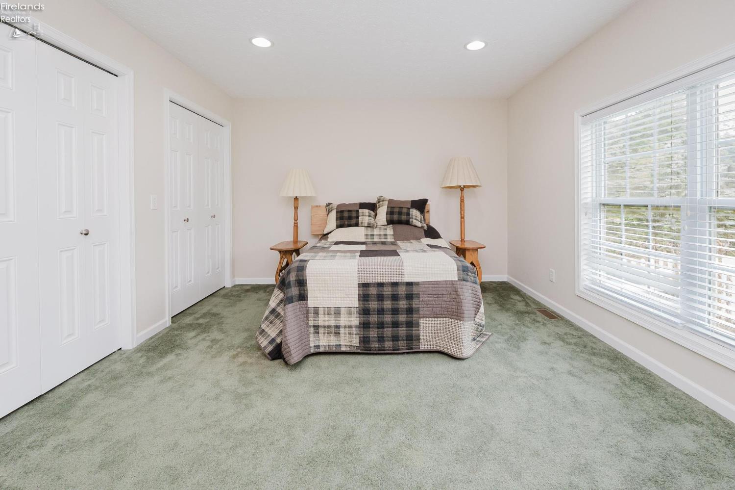 2137 S St Rt 53