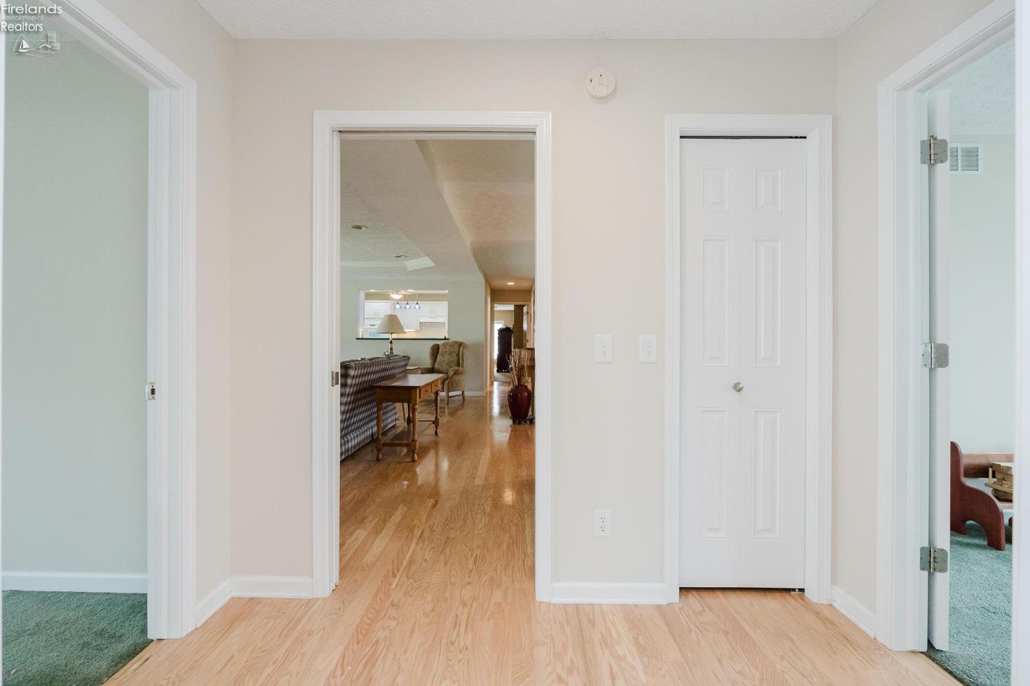 2137 S St Rt 53