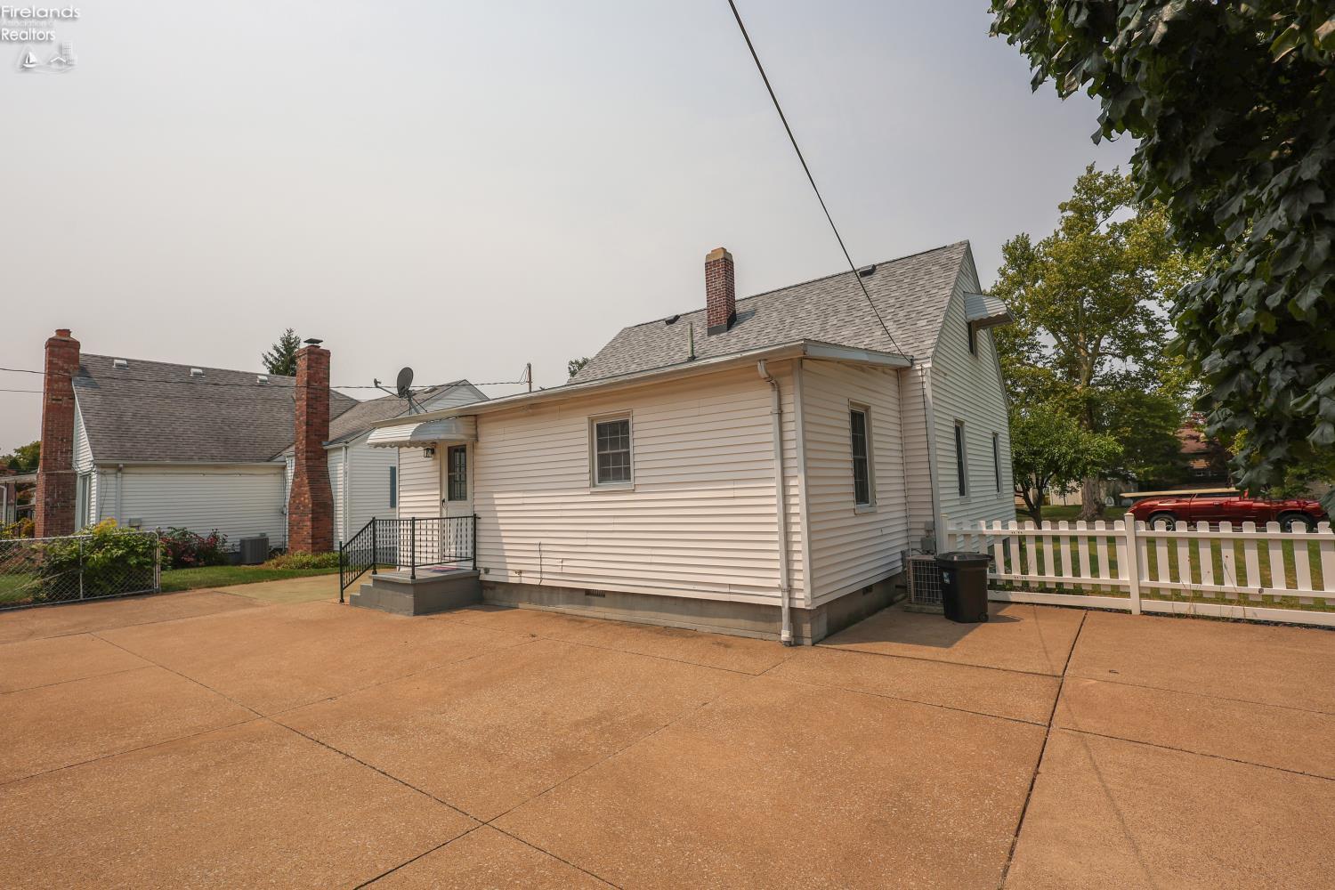 548 50th Street