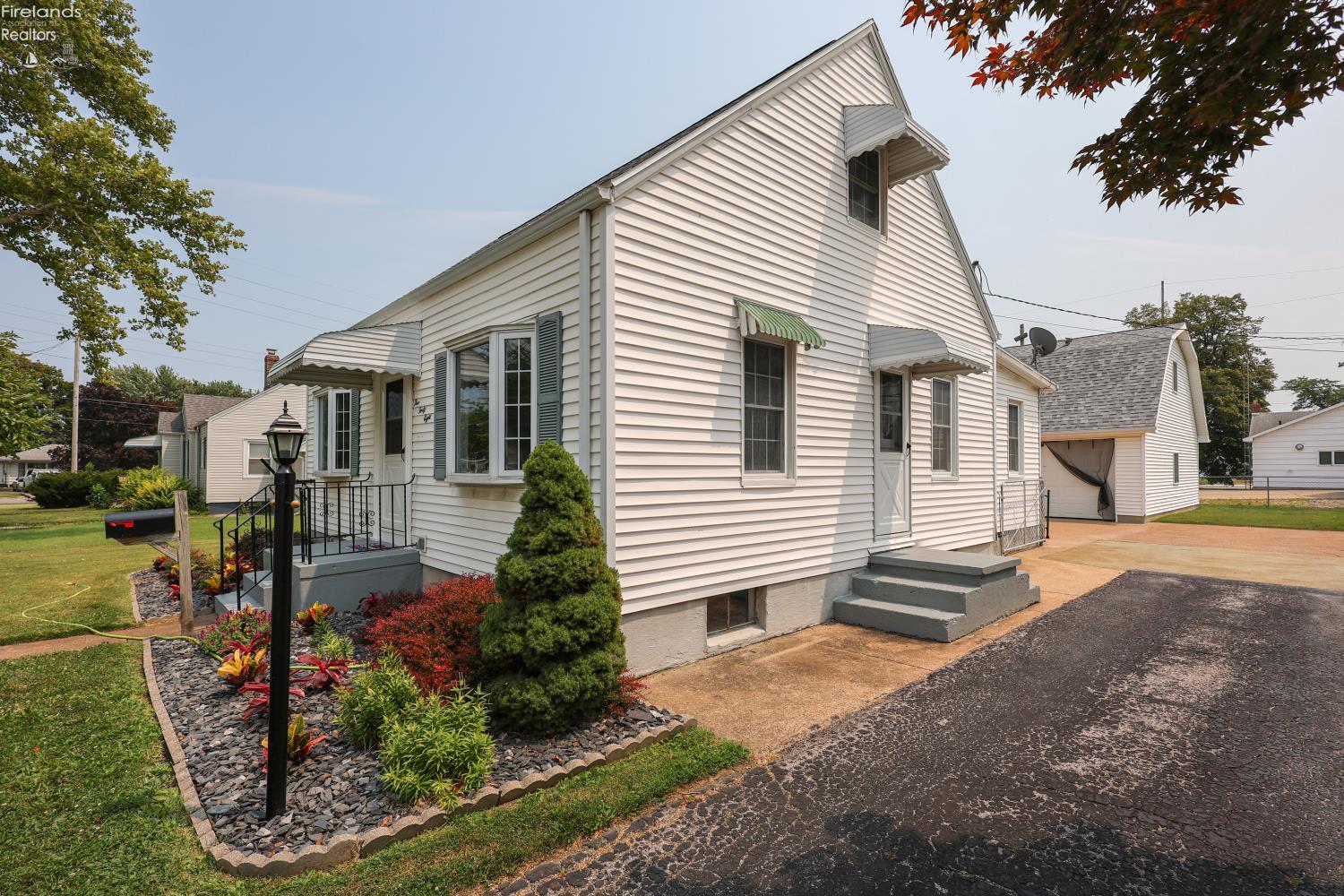 548 50th Street
