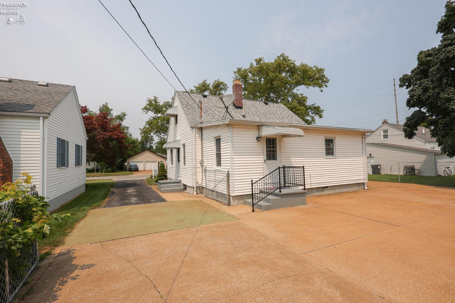 548 50th Street