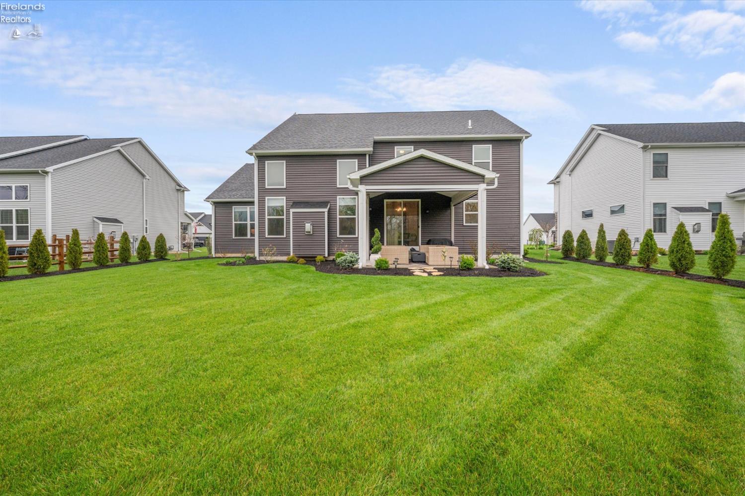 4950 Buckeye Dr.