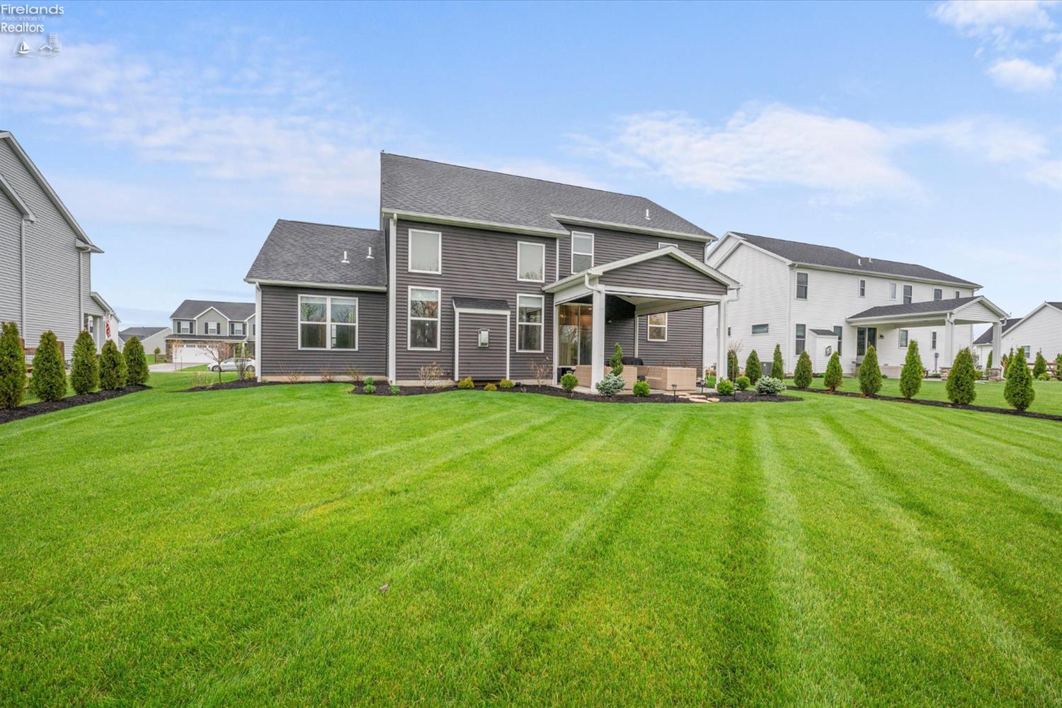 4950 Buckeye Dr.