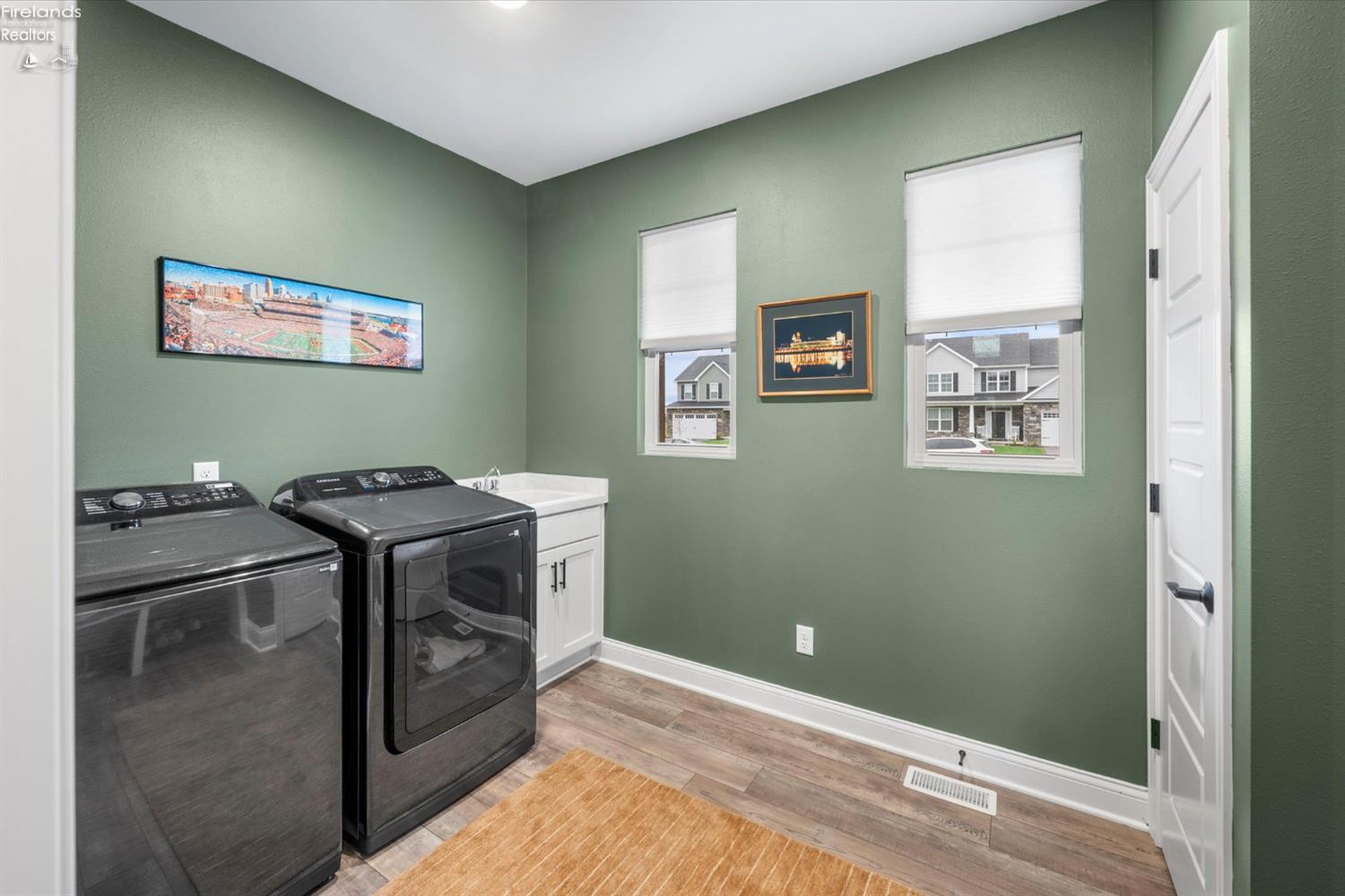 4950 Buckeye Dr.