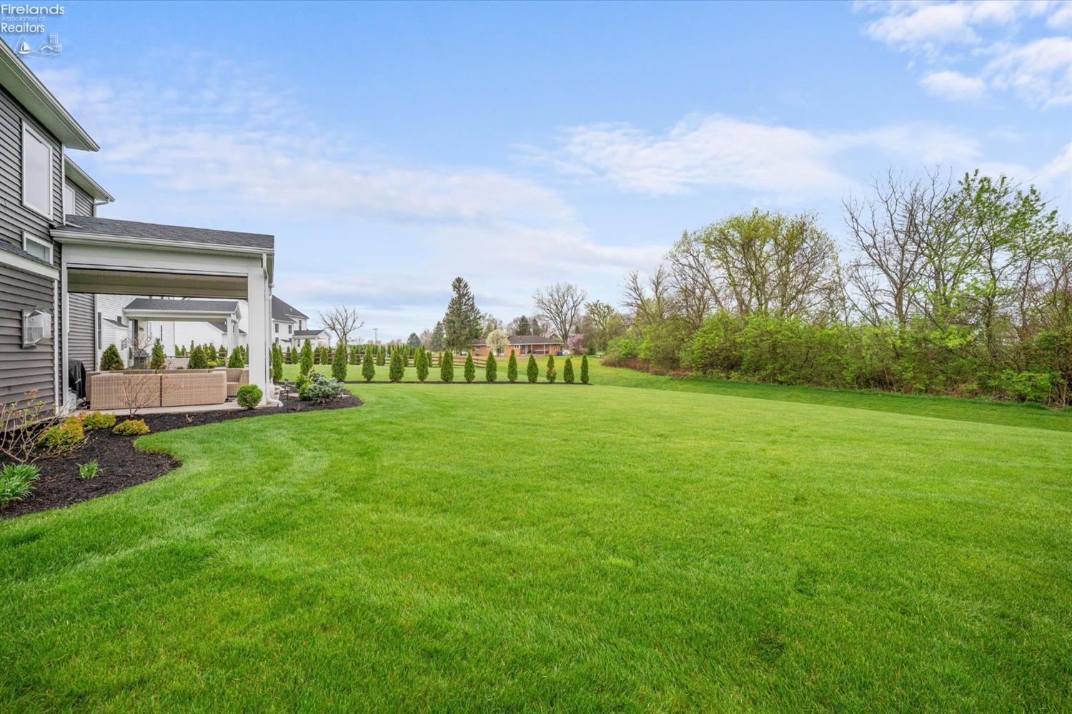 4950 Buckeye Dr.