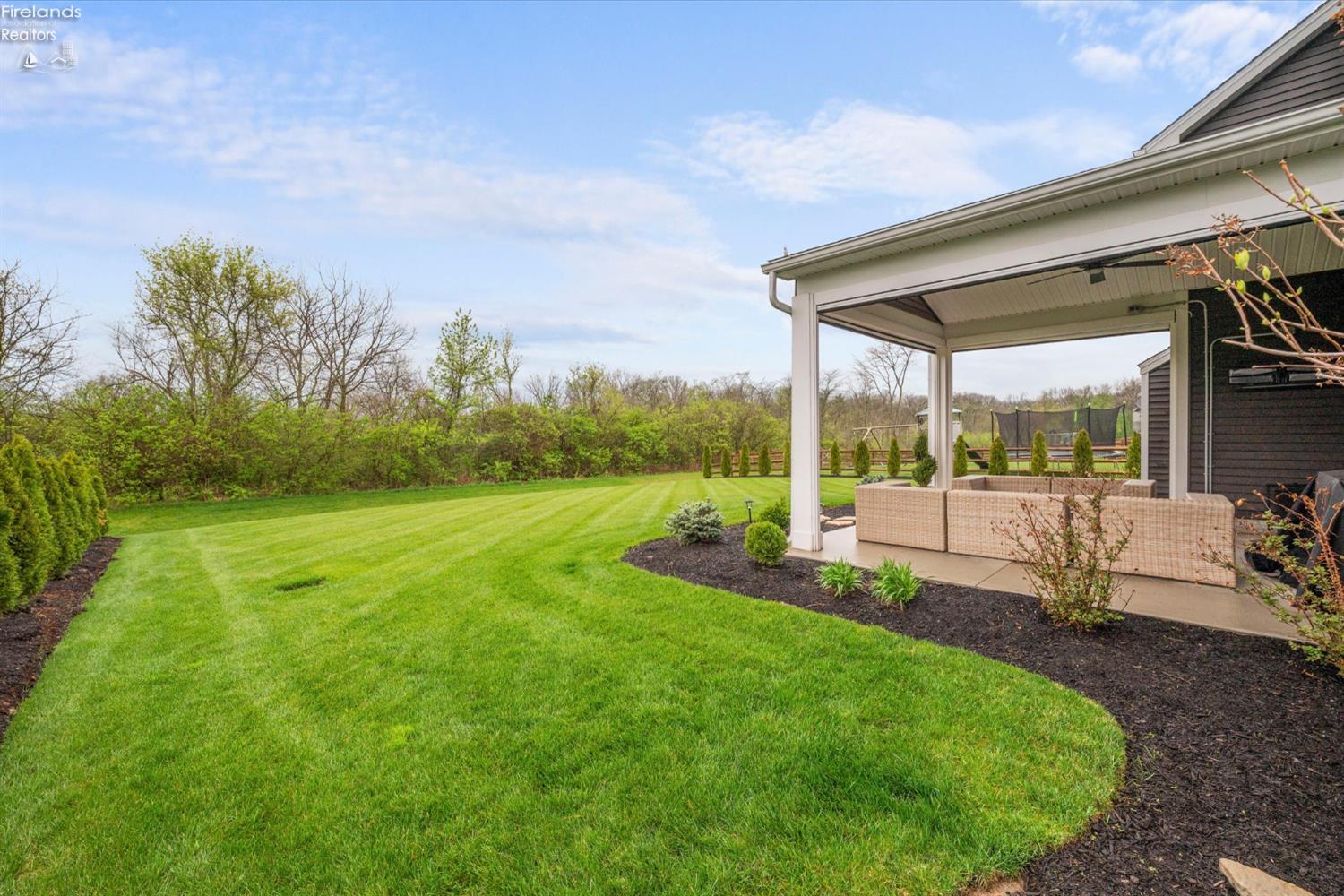4950 Buckeye Dr.